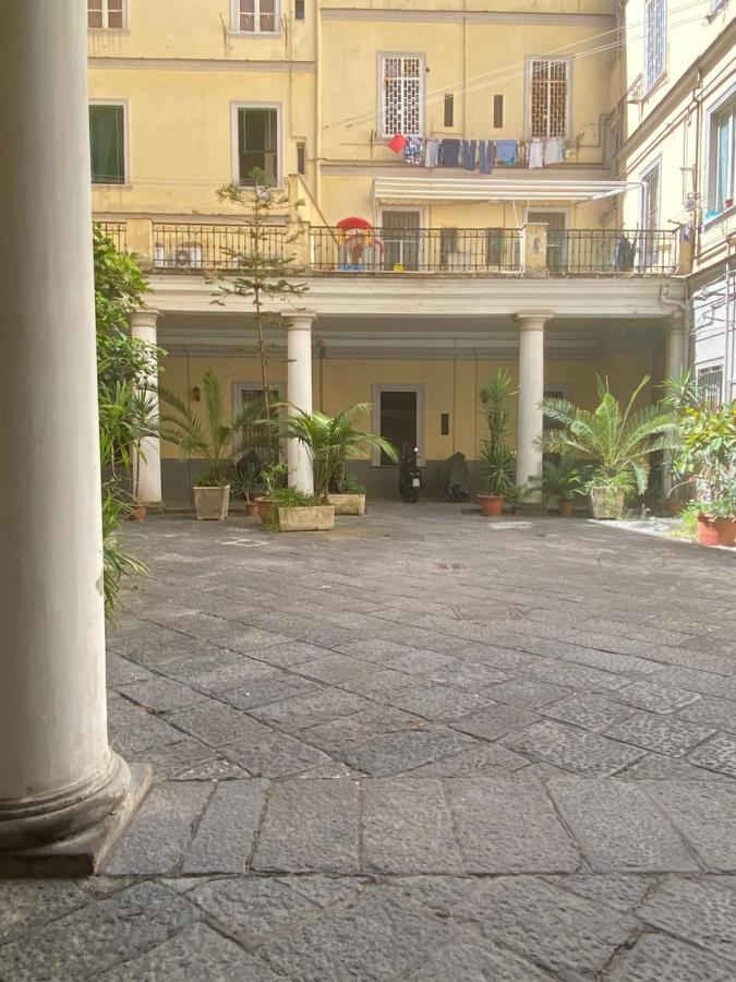 My Home Station Neapel Exterior foto